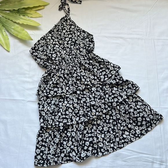 ⭐️One Shoulder Boho Floral Elastic Waist Tiered Ruffle A Line Flowy Dress⭐️ - Picture 7 of 10